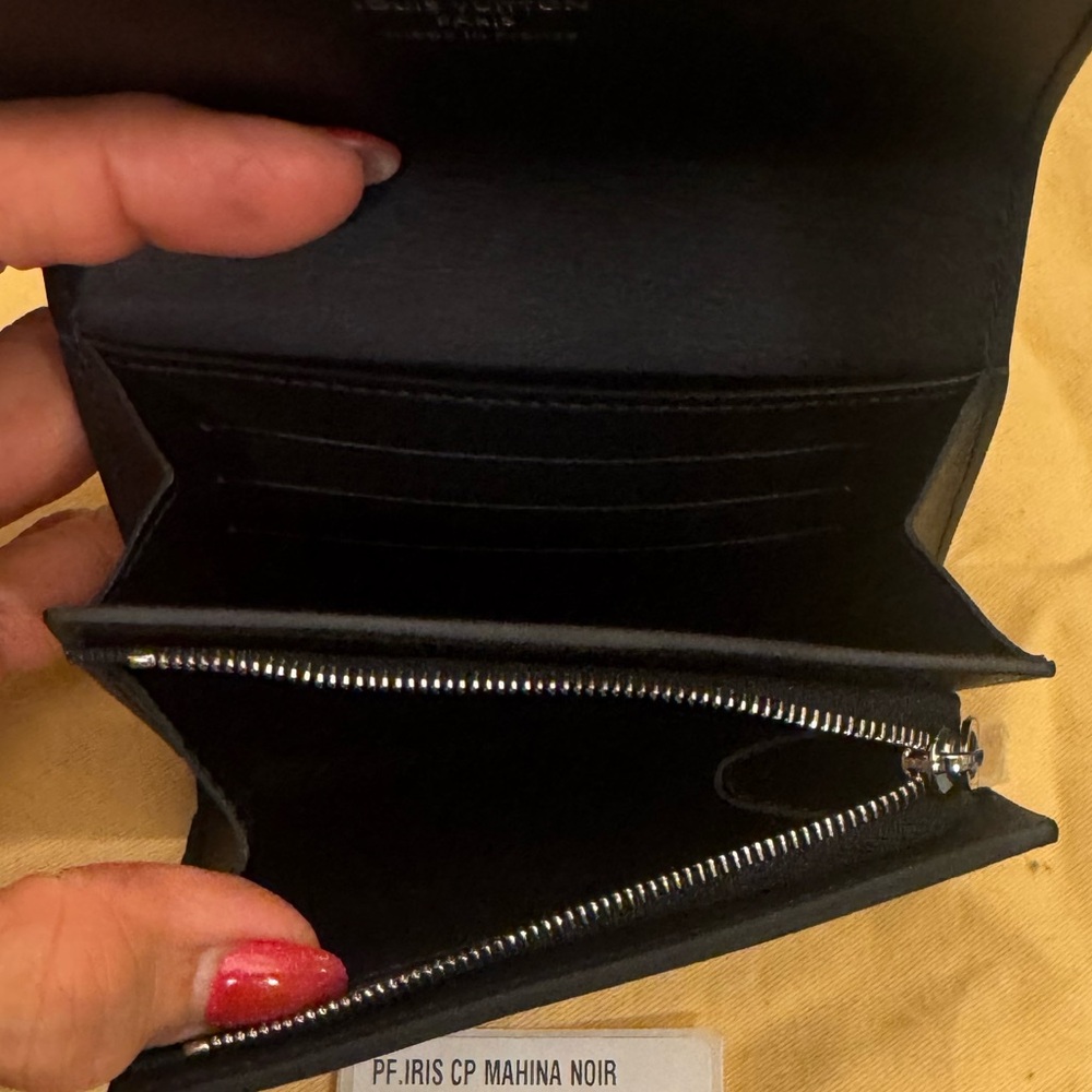 Louis Vuitton Black Wallet - Picture 3 of 3